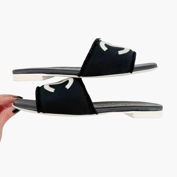 Chanel CC Flat Mule Slide Sandals EU 37 US 6-6.5 Black Knit Fabric Logo Slipper - Picture 7 of 12